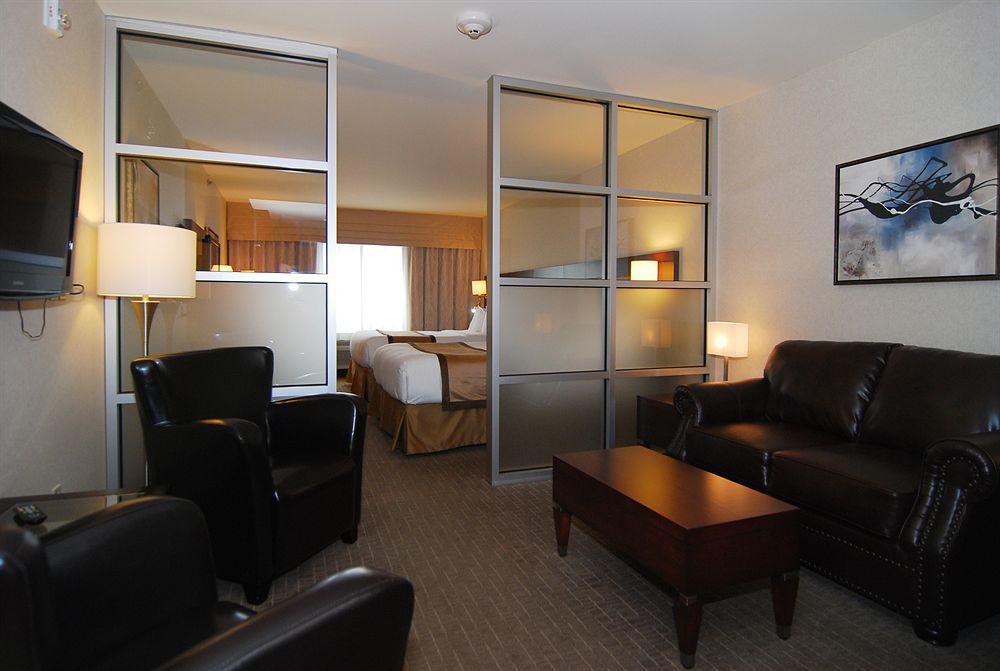 Quality Inn & Suites Val-d'Or Habitación foto